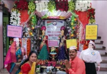 उत्सव गौराईचा, जागर जुन्या पेन्शनचा ; गौराई देखाव्यातून जुन्या पेन्शनची मागणी